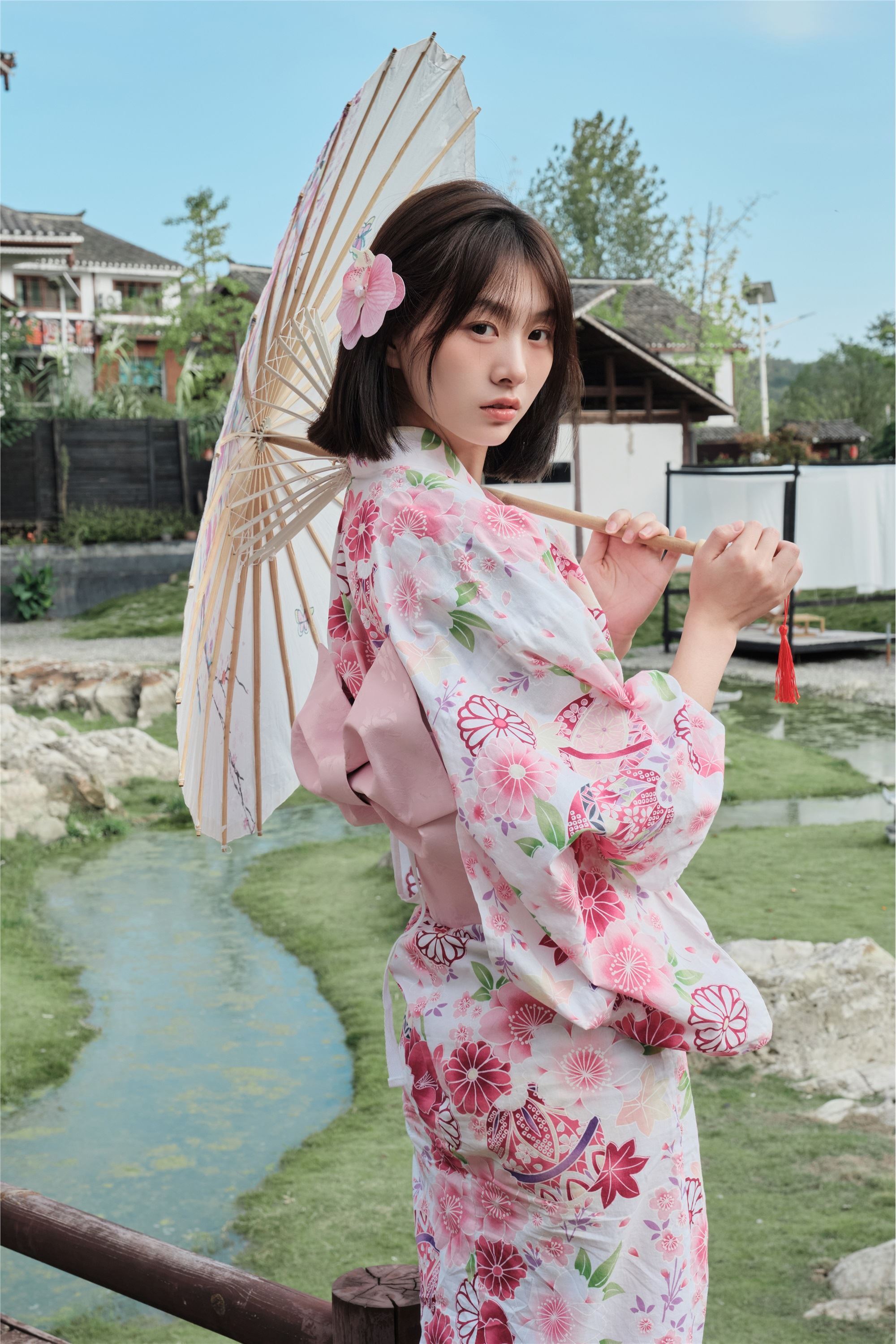 YITUYU艺图语 2025.01.09 和服浴袍 晓晓